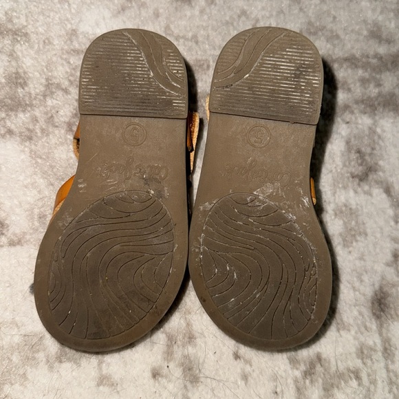 Toddler Cat and Jack Sandals - Picture 2 of 2